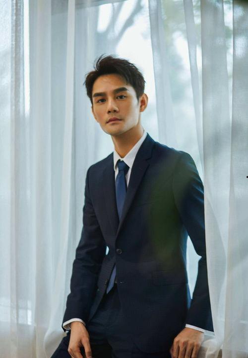 娱乐吃瓜君转型男演员,娱乐吃瓜君的华丽转身  第2张